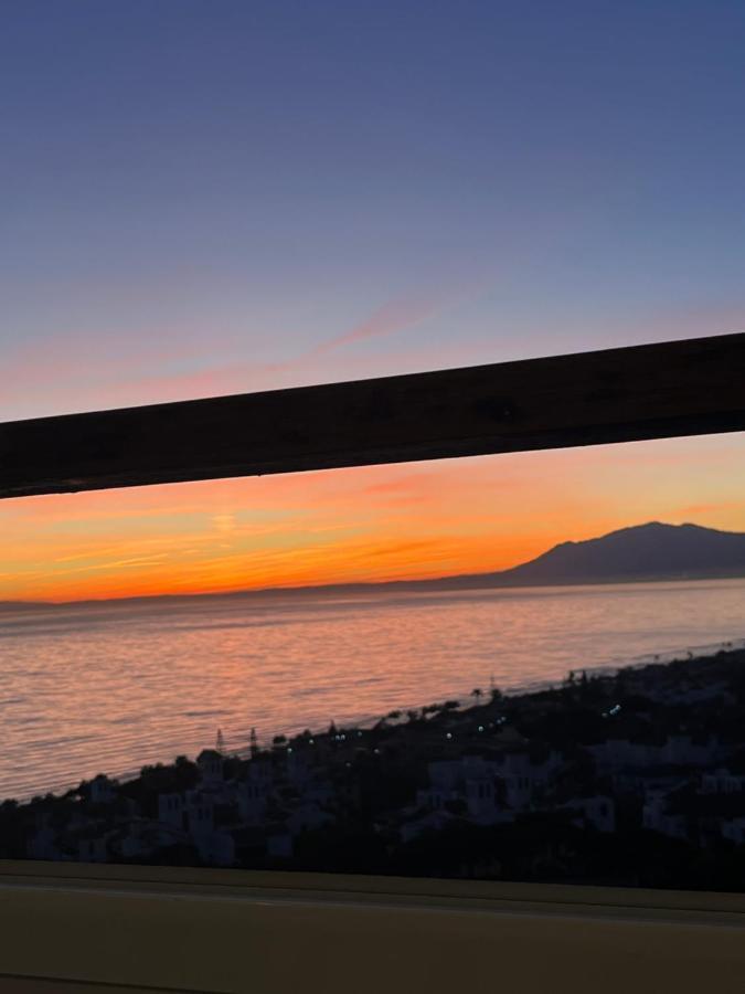 Vistas Al Mar Marbella Del Este Exterior photo